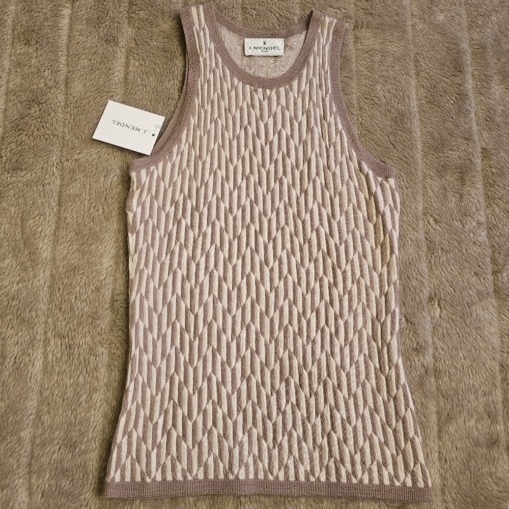 NEW tags J. Mendel textured shell